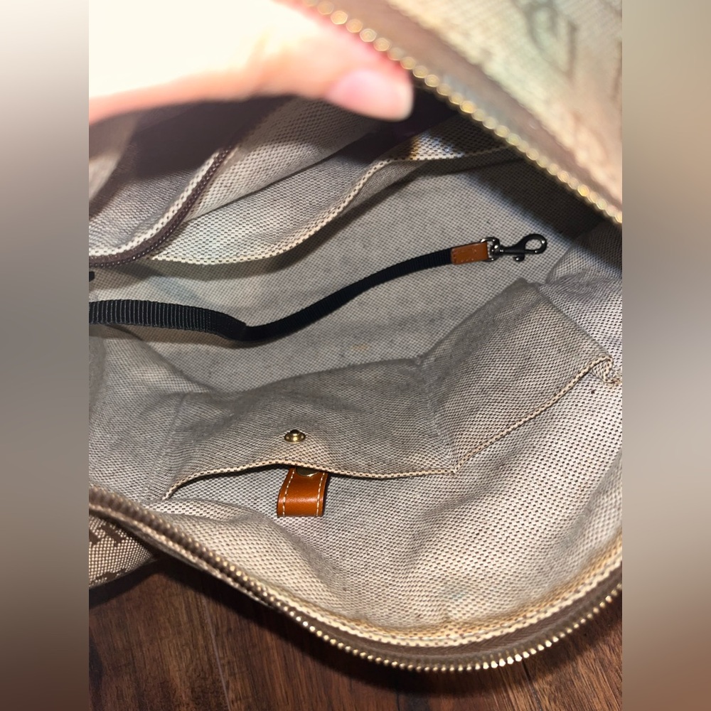 Dooney & Bourke tan brown signature canvas hobo bag - Picture 12 of 15